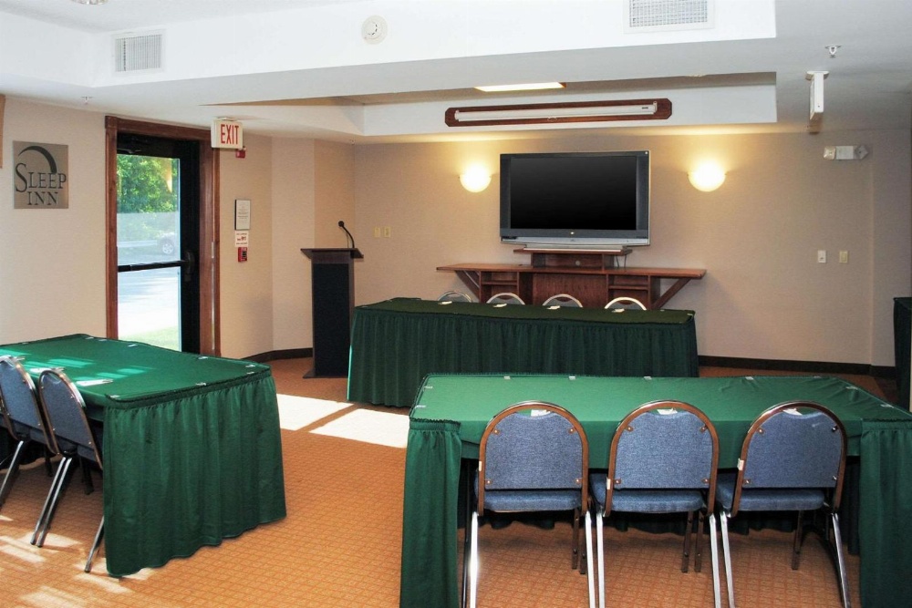 Sleep Inn & Suites Queensbury - Lake George Main image